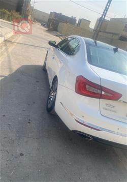 كيا كادينزا